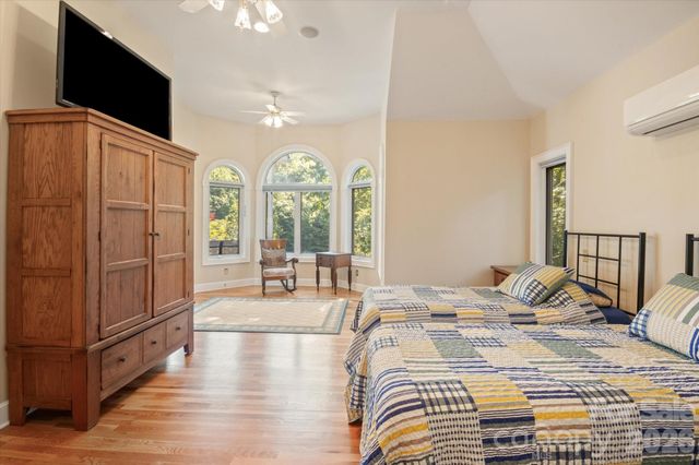 192 Lake Club Drive, Nebo, NC 28761