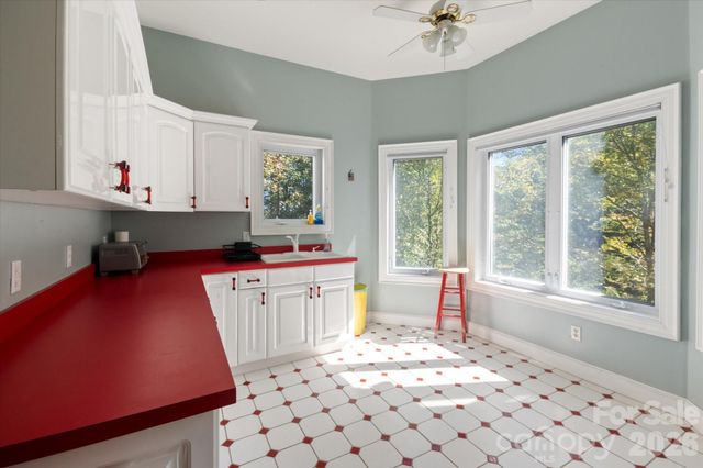192 Lake Club Drive, Nebo, NC 28761
