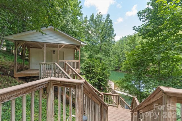192 Lake Club Drive, Nebo, NC 28761
