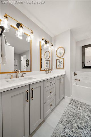 2486 Thistle Pointe, Bloomfield Hills, MI 48304