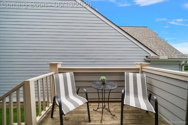 2486 Thistle Pointe, Bloomfield Hills, MI 48304