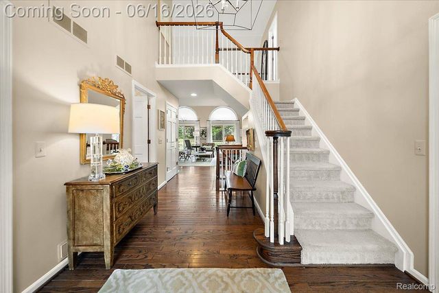 2486 Thistle Pointe, Bloomfield Hills, MI 48304