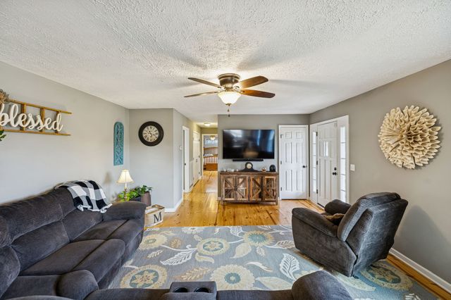 110 Ben Green Rd, Lebanon, TN 37090