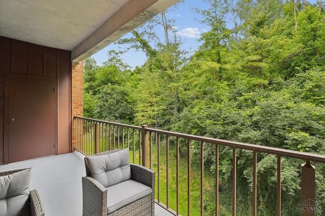 3533 Amberacres Drive, Cincinnati, OH 45237