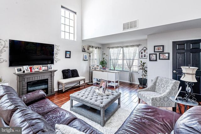 11 CIDER PRESS LN, Sewell, NJ 08080
