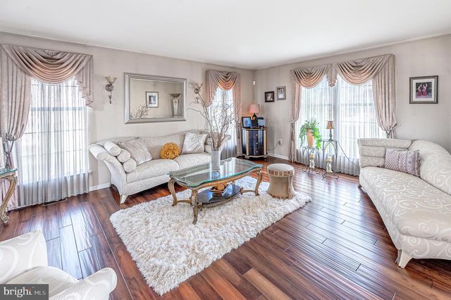 11 CIDER PRESS LN, Sewell, NJ 08080