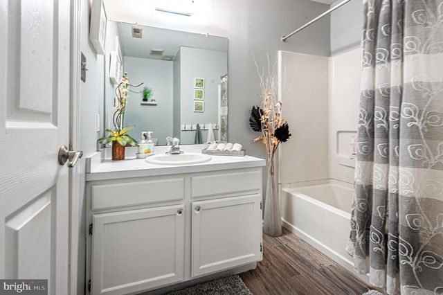 11 CIDER PRESS LN, Sewell, NJ 08080