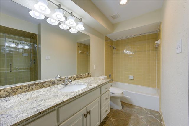 3660 Lake Street, Houston, TX 77098