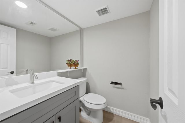 9261 Westwood Village Drive 51, Houston, TX 77036