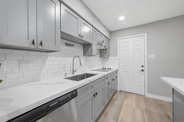 9261 Westwood Village Drive 51, Houston, TX 77036