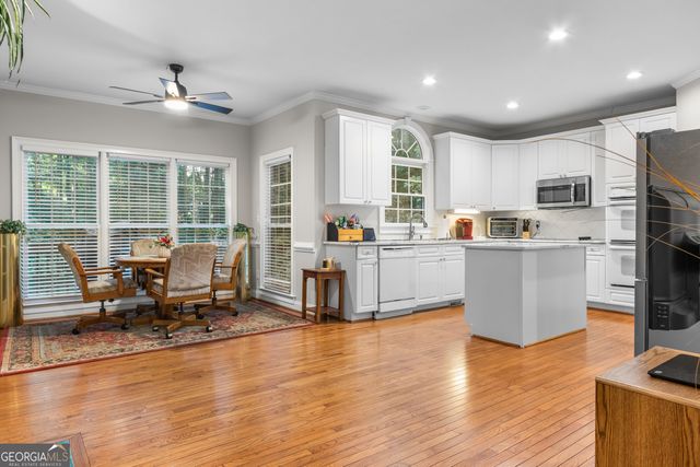 4926 Red Cliff Court, Powder Springs, GA 30127