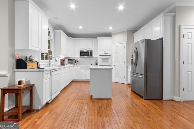 4926 Red Cliff Court, Powder Springs, GA 30127