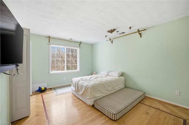 2736 Springhaven DR, Virginia Beach, VA 23456