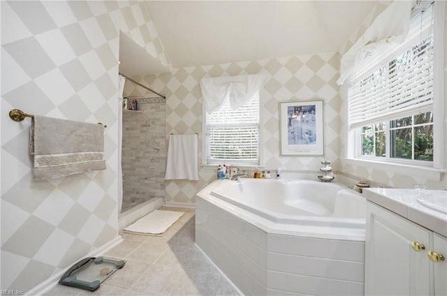 2736 Springhaven DR, Virginia Beach, VA 23456