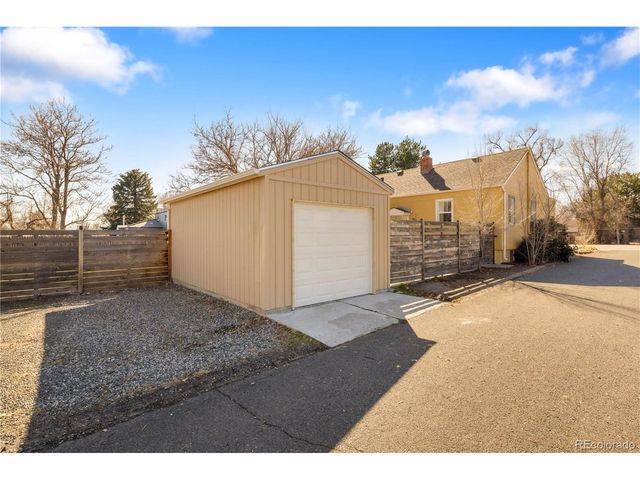 3010 Pierce St, Wheat Ridge, CO 80214