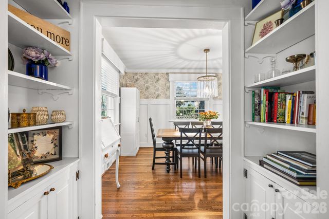 530 7th Street NW, Hickory, NC 28601