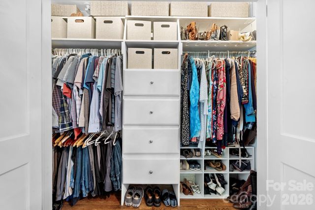 530 7th Street NW, Hickory, NC 28601