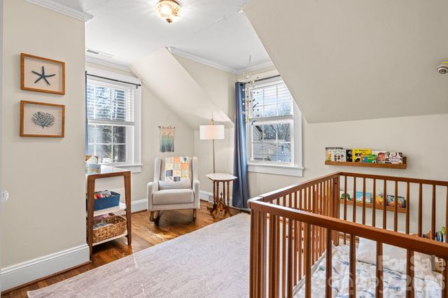 530 7th Street NW, Hickory, NC 28601