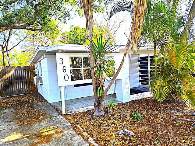 360 5TH AVENUE NW, Largo, FL 33770