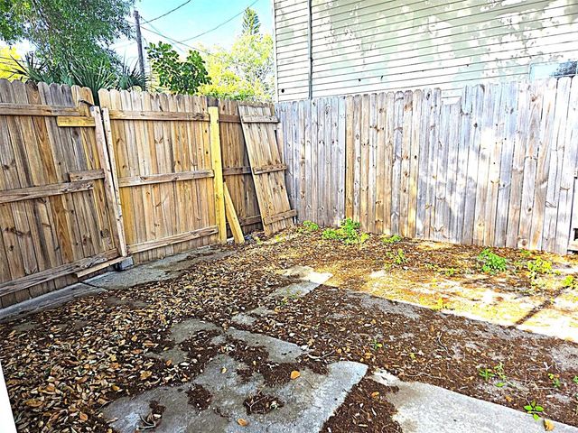 360 5TH AVENUE NW, Largo, FL 33770