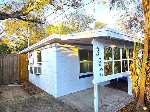 360 5TH AVENUE NW, Largo, FL 33770