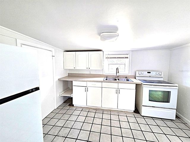 360 5TH AVENUE NW, Largo, FL 33770
