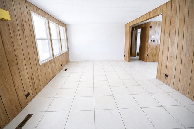 443 N Doris, Wichita, KS 67212