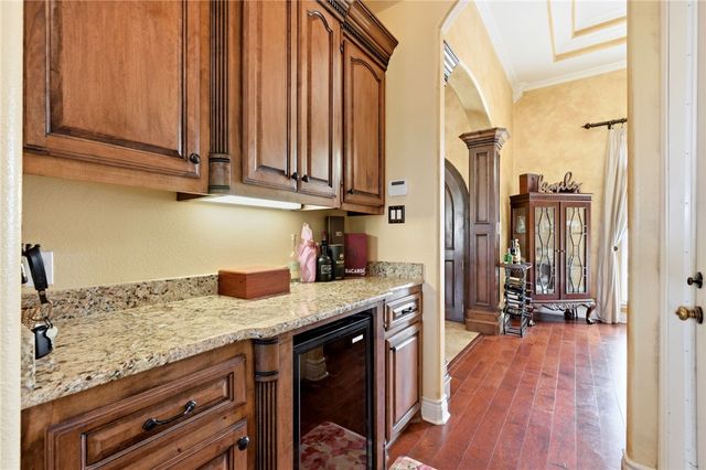 8401 Lago Vista Dr, Corpus Christi, TX 78414