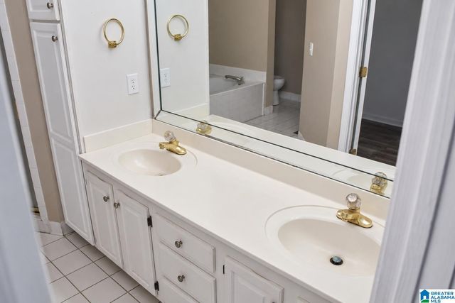 1909 SEATTLE SLEW DRIVE, Helena, AL 35080