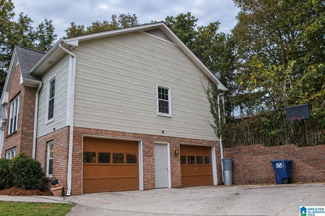 1909 SEATTLE SLEW DRIVE, Helena, AL 35080