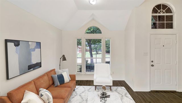 1106 Eastbrook Drive, Glenn Heights, TX 75154