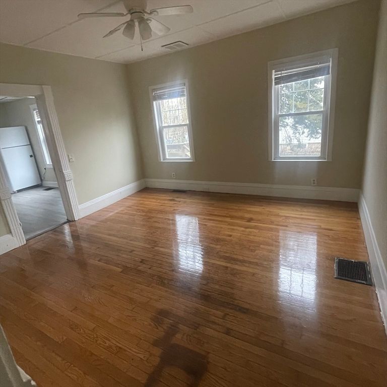 31 Mount Prospect St 1, Bridgewater, MA 02324