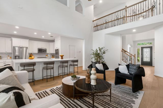 55 W Matisse Meadow Court, The Woodlands, TX 77382