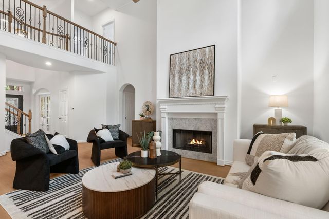 55 W Matisse Meadow Court, The Woodlands, TX 77382