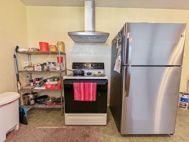 7818 Smokey Wood Lane, Houston, TX 77086