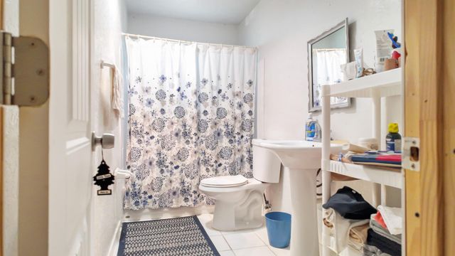 7818 Smokey Wood Lane, Houston, TX 77086