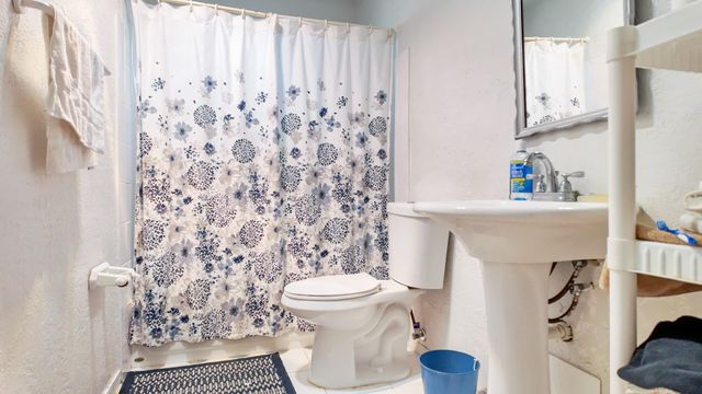 7818 Smokey Wood Lane, Houston, TX 77086