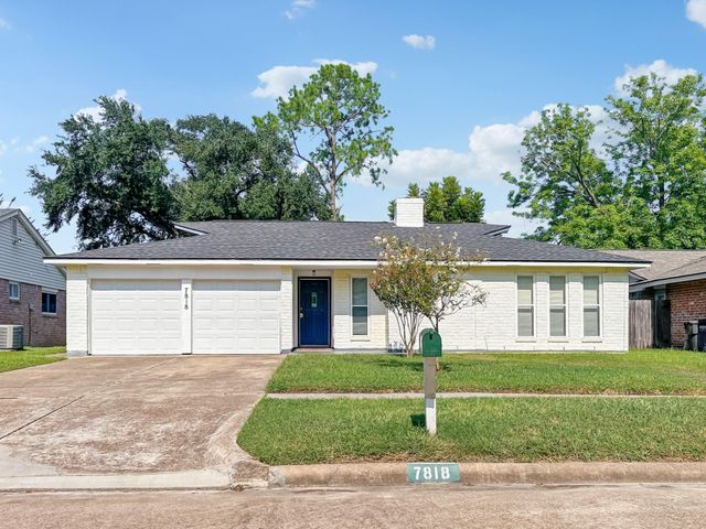 7818 Smokey Wood Lane, Houston, TX 77086