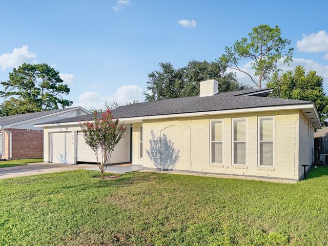 7818 Smokey Wood Lane, Houston, TX 77086