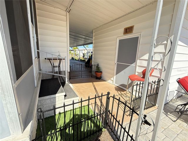 622 MOUNT OAK AVENUE NE 733, St Petersburg, FL 33702