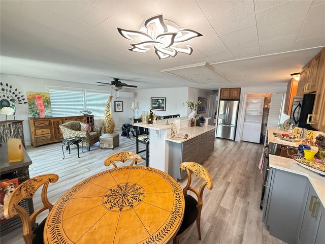 622 MOUNT OAK AVENUE NE 733, St Petersburg, FL 33702