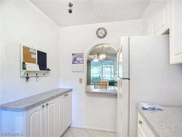 180 TURTLE LAKE CT 103, Naples, FL 34105