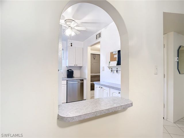 180 TURTLE LAKE CT 103, Naples, FL 34105