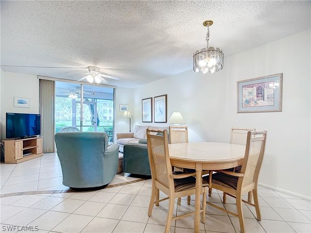 180 TURTLE LAKE CT 103, Naples, FL 34105