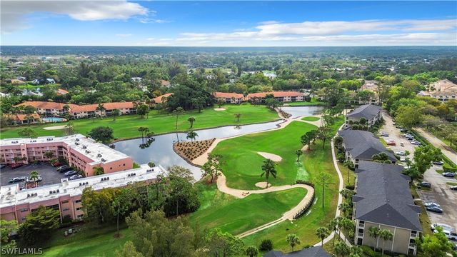 180 TURTLE LAKE CT 103, Naples, FL 34105