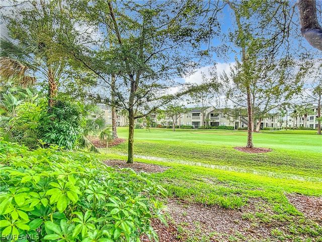 180 TURTLE LAKE CT 103, Naples, FL 34105