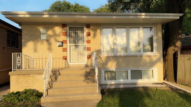 8037 Natchez Avenue, Burbank, IL 60459
