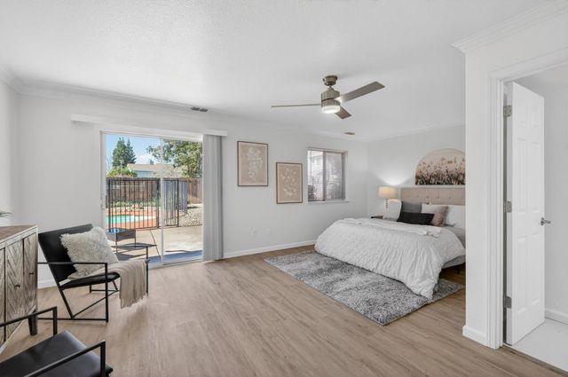 19 White Stone Ct, Elk Grove, CA 95758