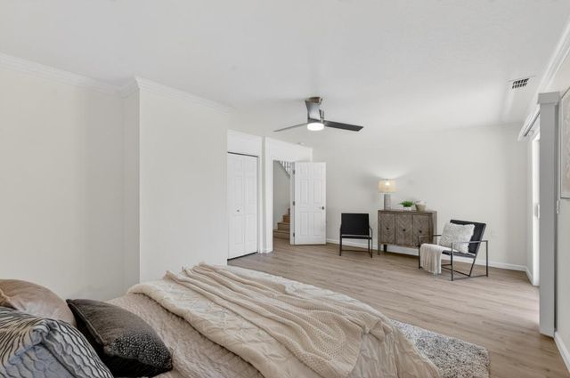 19 White Stone Ct, Elk Grove, CA 95758