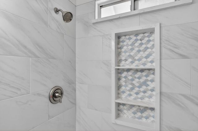 19 White Stone Ct, Elk Grove, CA 95758